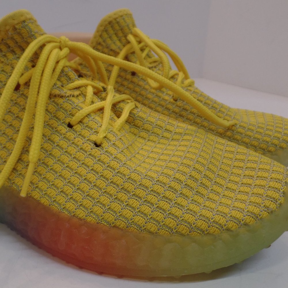 Women's Wanted Yellow Athletic Shoes Sneakers Rainbow Rubber Sole "Super" Sz 10